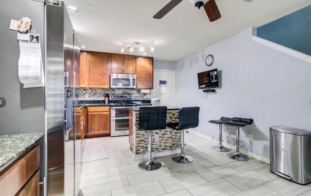 1333 Falcon Dr, Dallas, TX 75051 photo