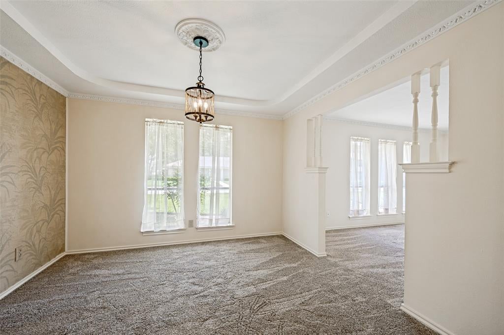 2414 Lakeview Cir, Arlington, TX 76013 photo