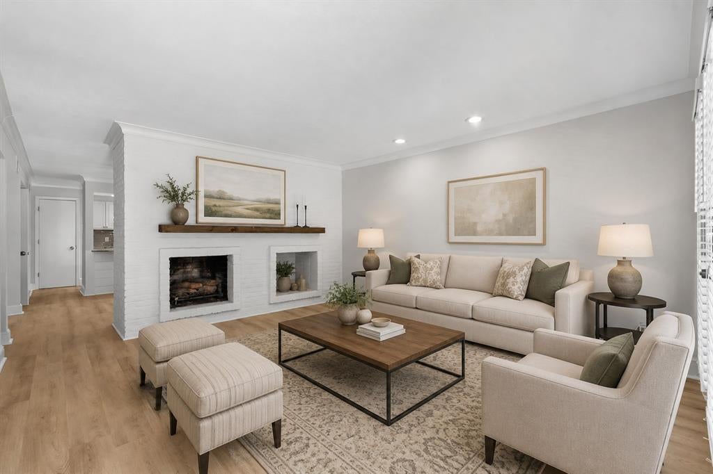 5928 Sandhurst Ln, Dallas, TX 75206