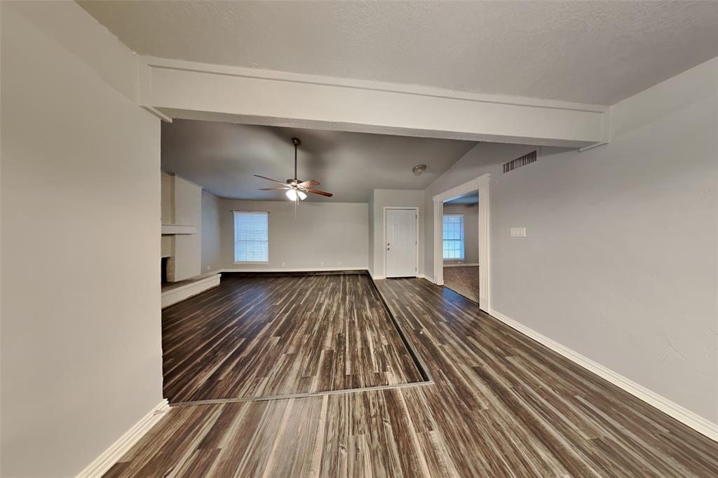 1711 Chesterfield Dr, Carrollton, TX 75007 photo