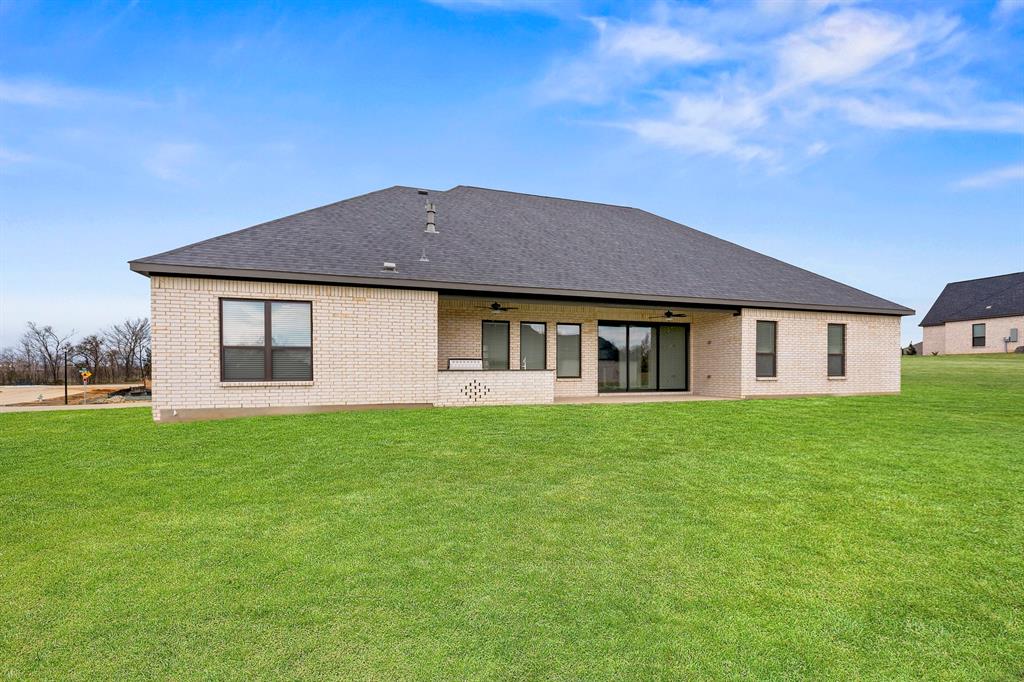 132 Willow Oak Dr, Krugerville, TX 76227 photo