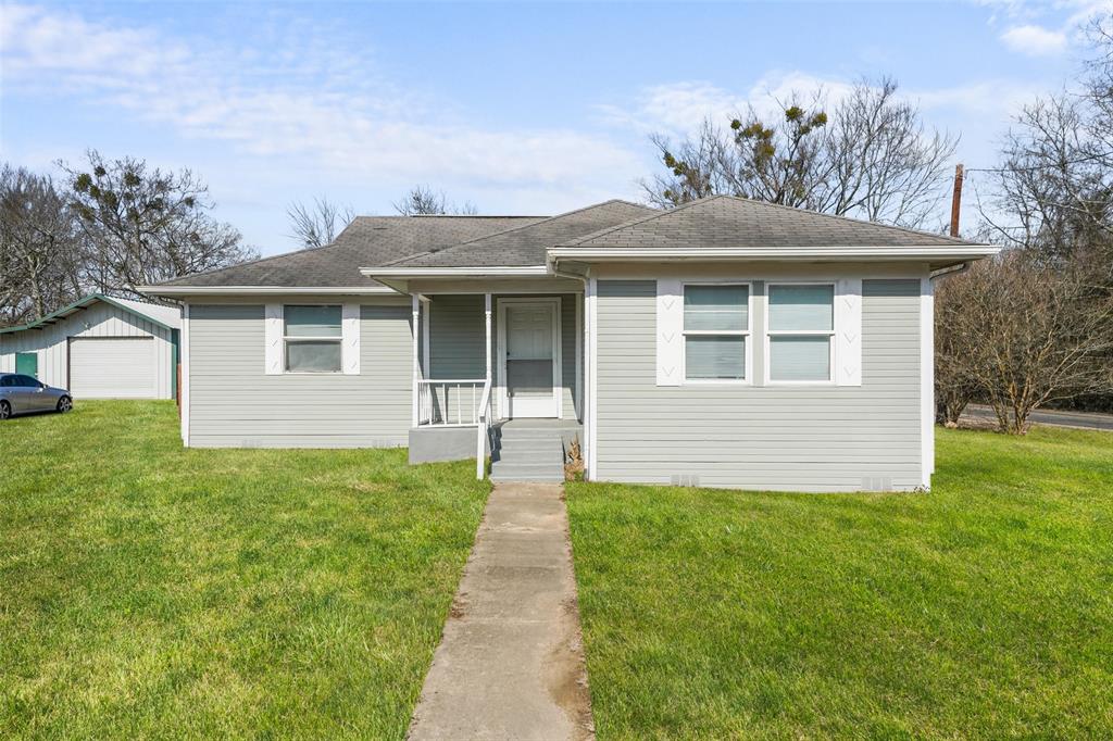 1145 Jefferson Rd, Paris, TX 75460