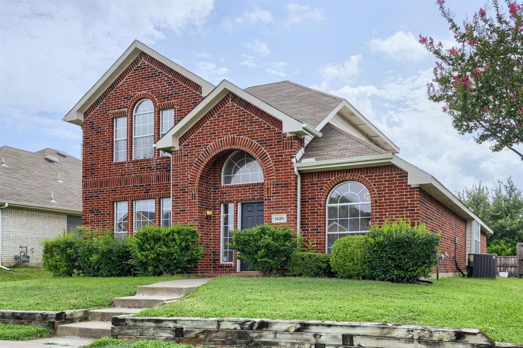 1626 Arbor Creek Dr, Garland, TX 75040 photo