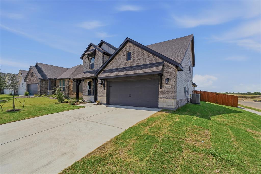 1337 Frio Dr, Springtown, TX 76082 photo