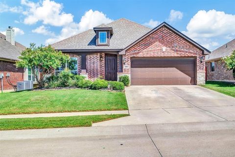 Single Family Residence in Alvarado TX 402 Shirley Drive.jpg