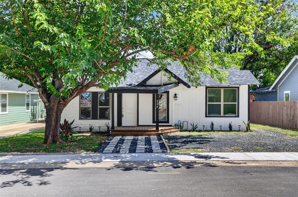 924 Nolte Dr, Dallas, TX 75208