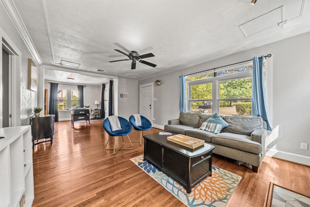 2807 Cain Blvd, Dallas, TX 75211 photo