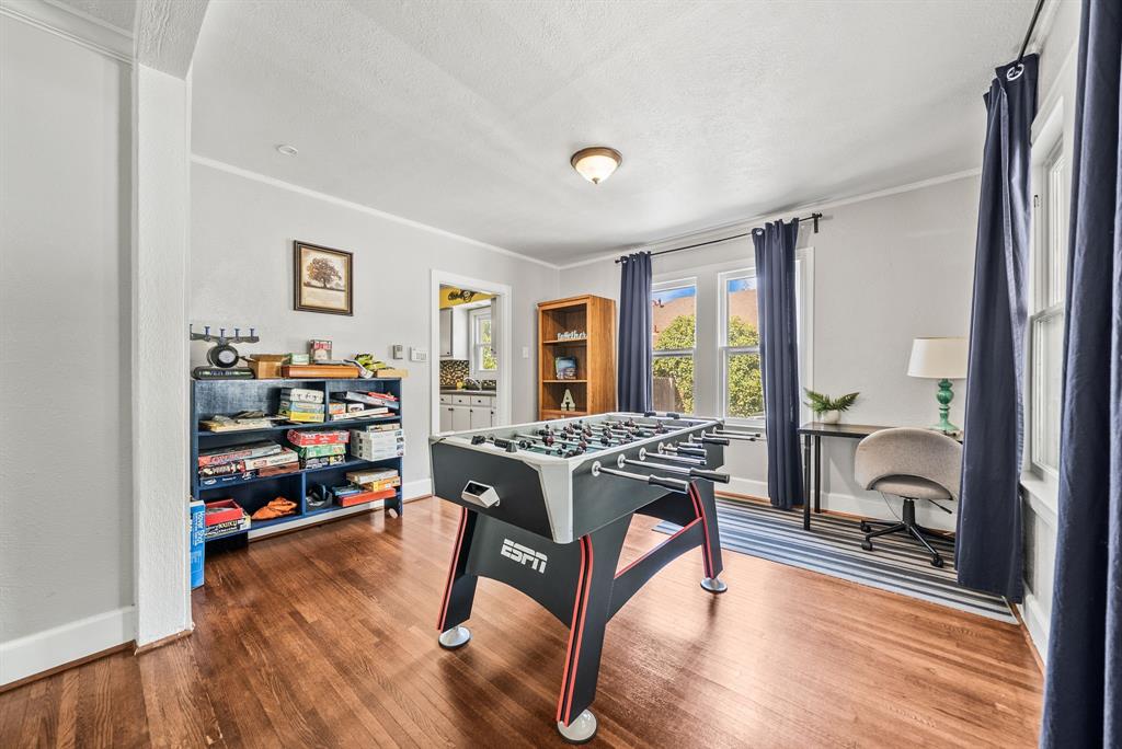 2807 Cain Blvd, Dallas, TX 75211 photo