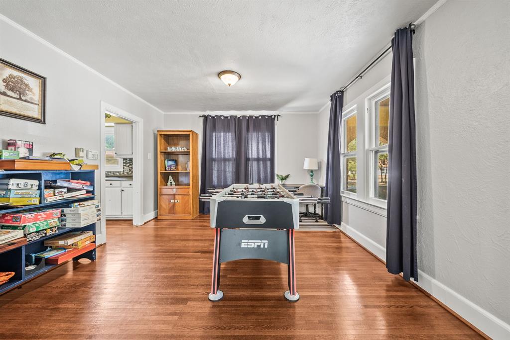 2807 Cain Blvd, Dallas, TX 75211 photo