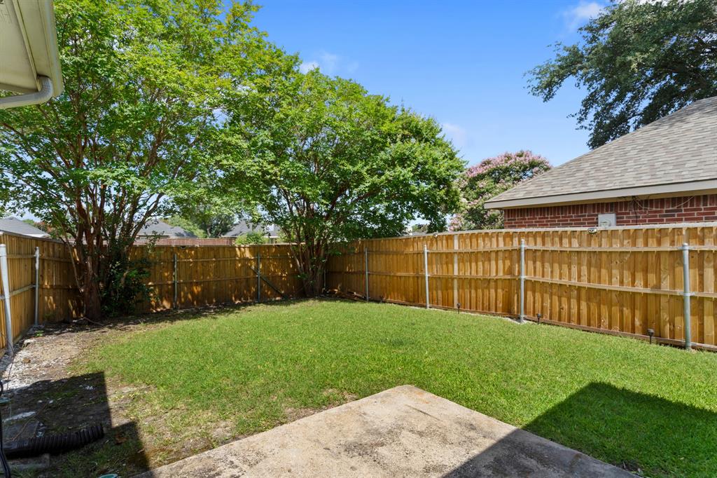 1229 Clear Creek Dr, Mesquite, TX 75181 photo