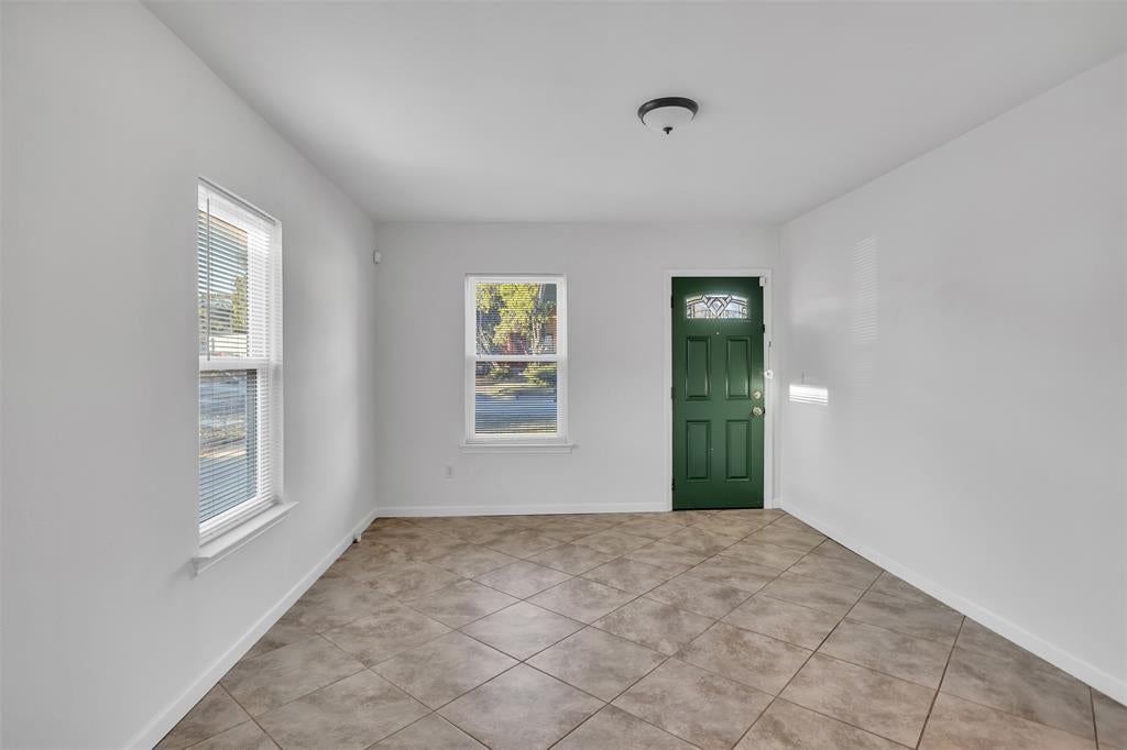 5417 Como Dr, Fort Worth, TX 76107 photo