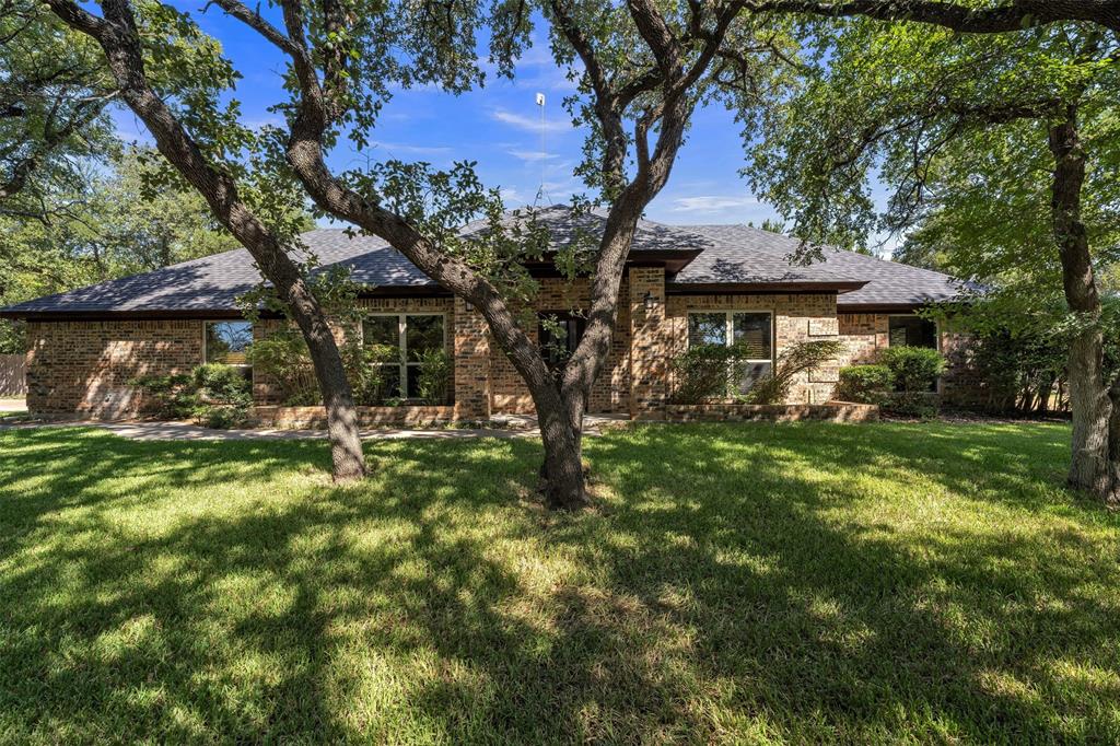 204 Fairway Dr, Willow Park, TX 76087