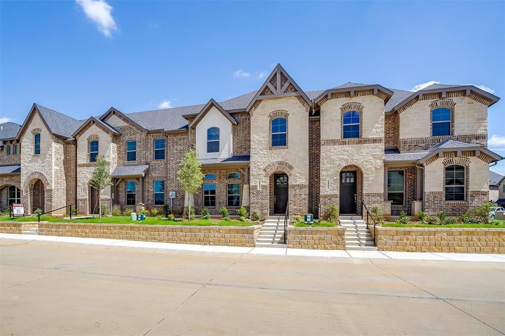 6918 Houndstooth Pl, Arlington, TX 76001 photo