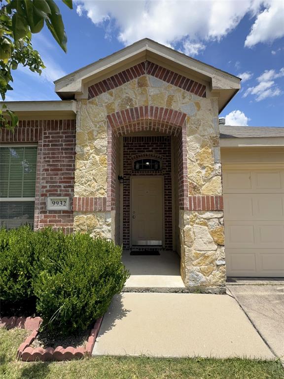 9932 Mount Pheasant Rd, Fort Worth, TX 76108