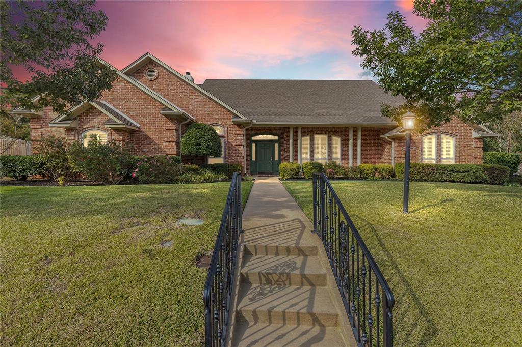 6400 Creekside Dr, Greenville, TX 75402 photo
