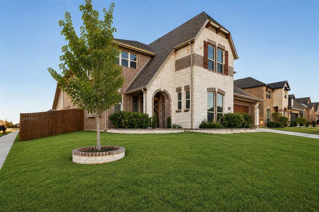 476 Wolf Creek Dr, Waxahachie, TX 75165 photo