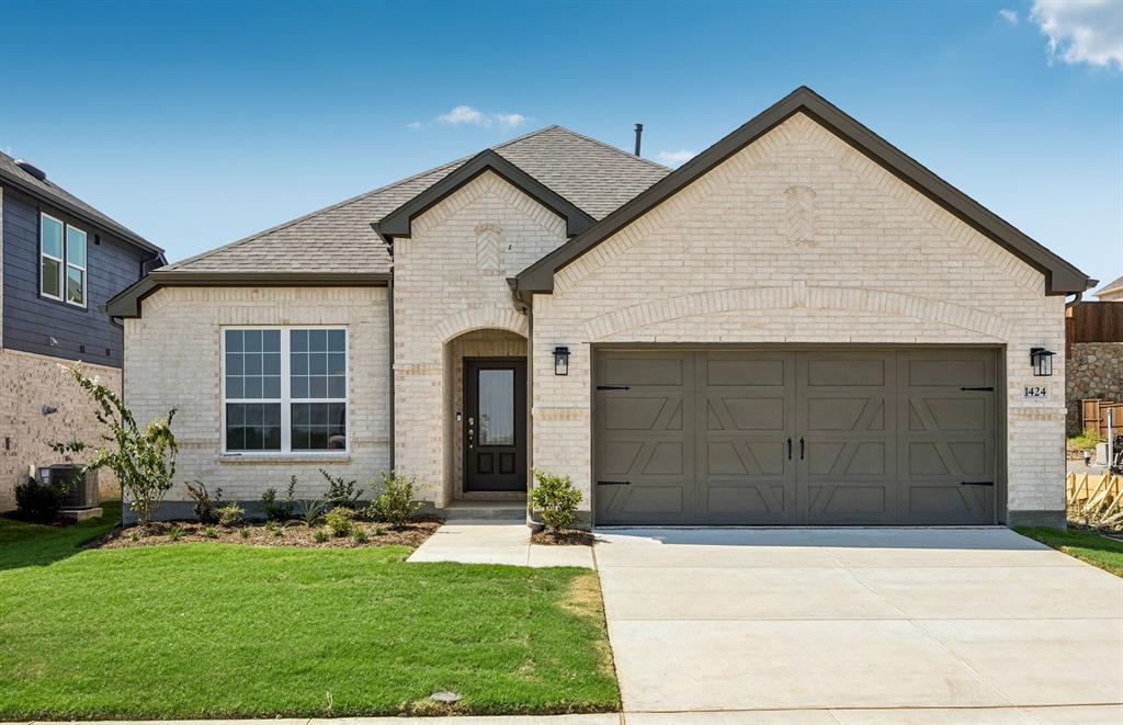 1424 Holmes St, Celina, TX 75009