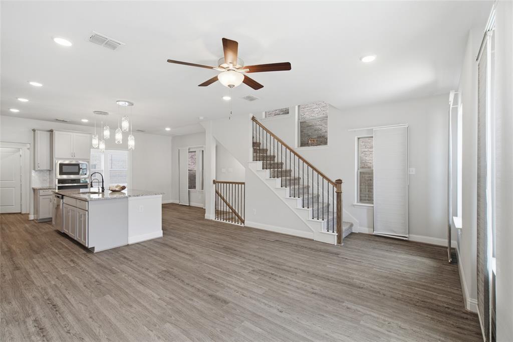 138 Peach Orchard Ln, Euless, TX 76040 photo