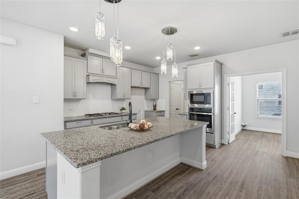 138 Peach Orchard Ln, Euless, TX 76040 photo