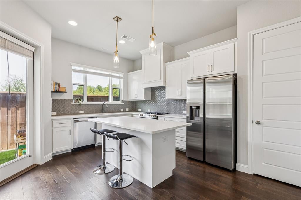 6306 Oakbend Cir, Fort Worth, TX 76132
