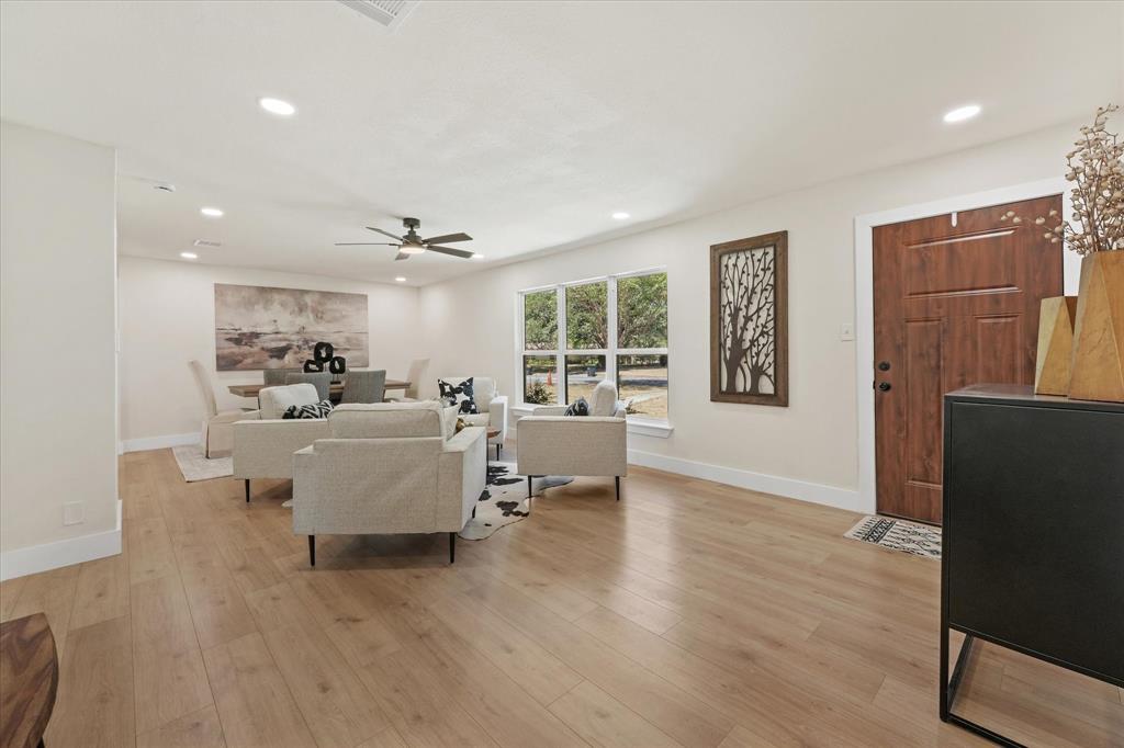 7320 Briley Dr, North Richland Hills, TX 76180 photo