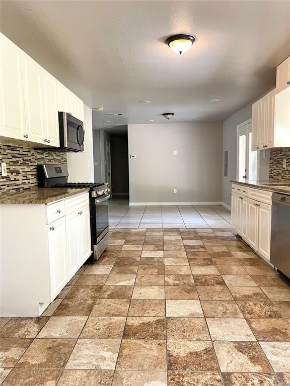 6912 Heritage Ln, Fort Worth, TX 76134 photo