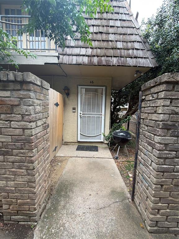8560 Park Ln, Dallas, TX 75231
