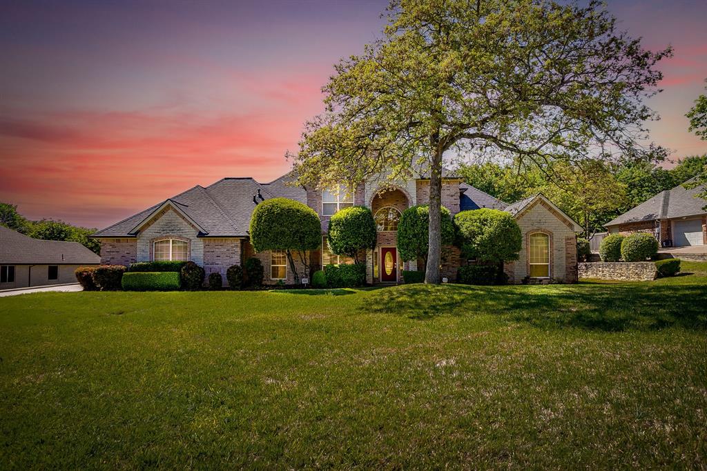 312 Oak Ridge Dr, Burleson, TX 76028 photo