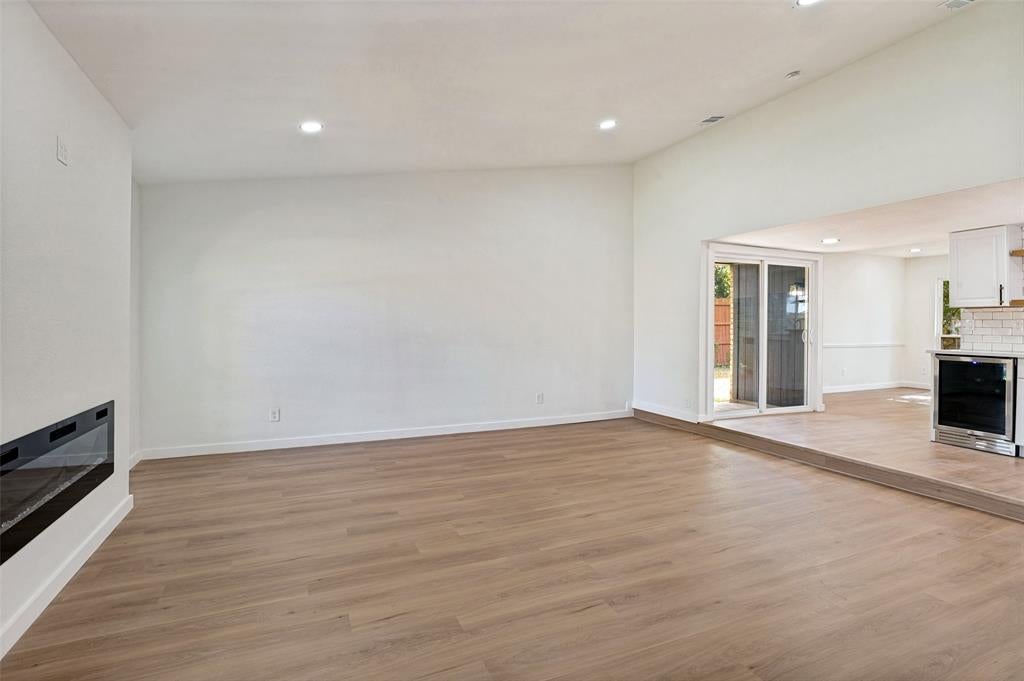 4618 Goodnight Trl, Grand Prairie, TX 75052 photo