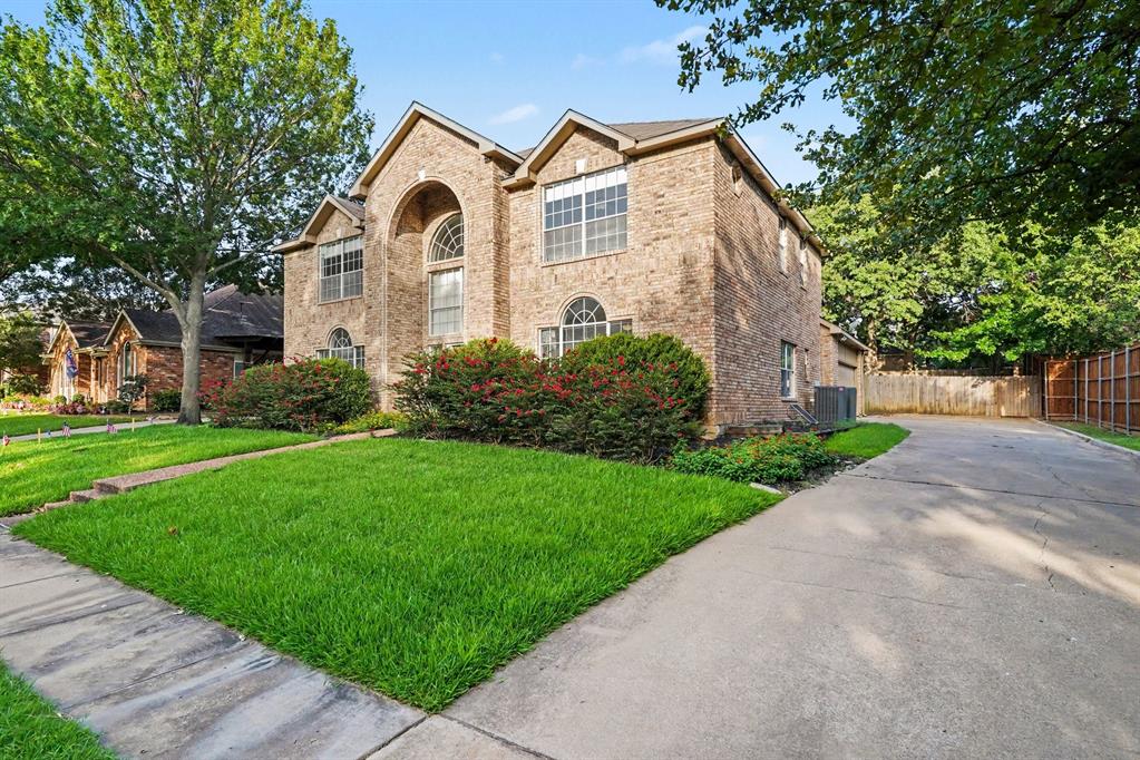 8017 Arlie Ln, North Richland Hills, TX 76182 photo