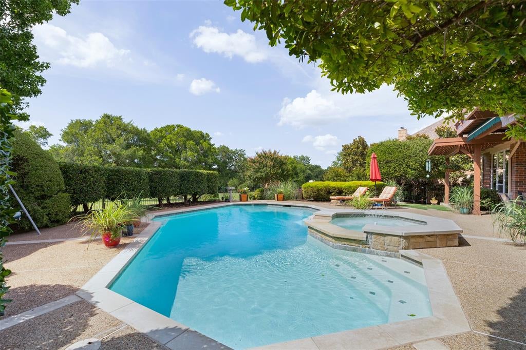 2712 Brookside Ln, Mckinney, TX 75072 photo