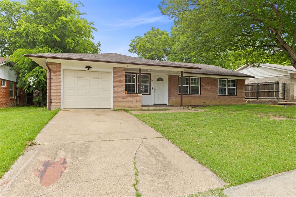 434 Phillips Ct, Grand Prairie, TX 75051