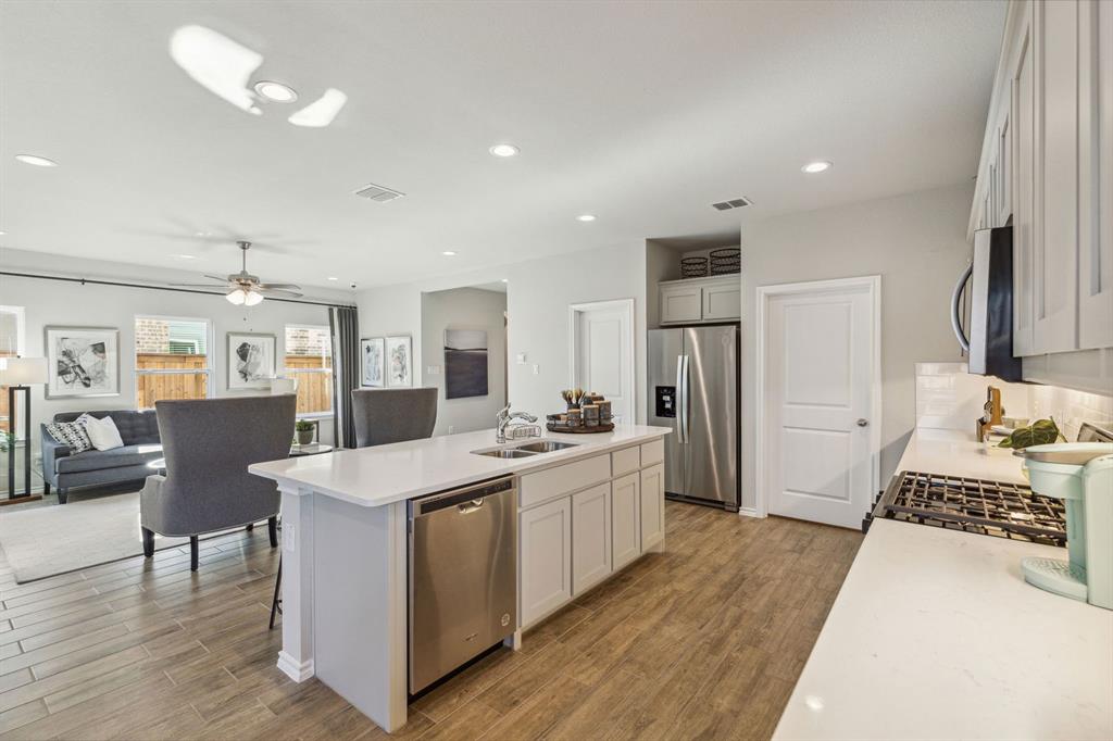 3904 Hometown Blvd, Eastland, TX 75126 photo
