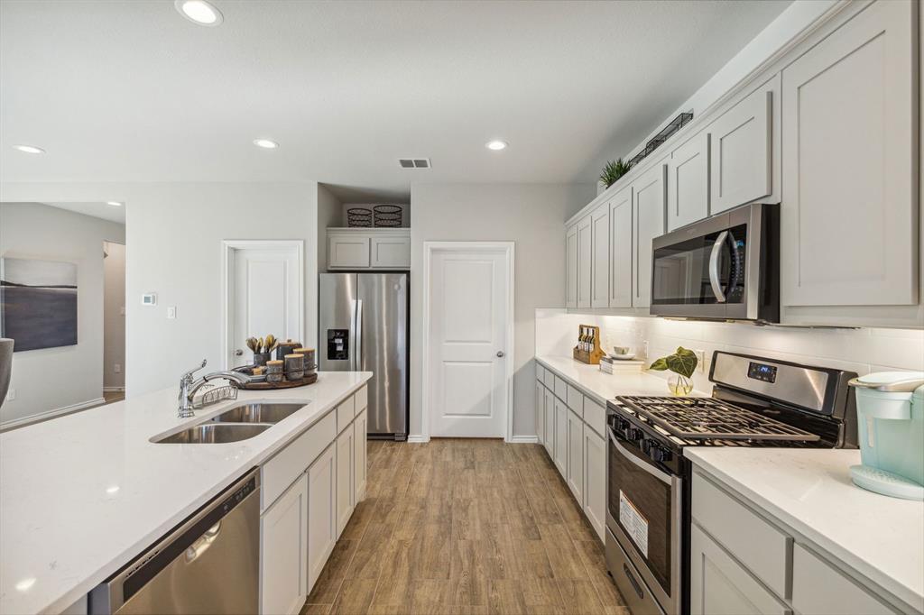 3904 Hometown Blvd, Eastland, TX 75126 photo
