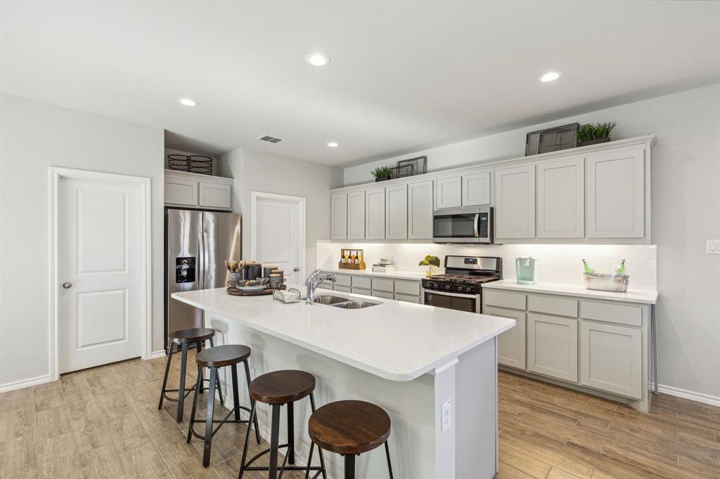 3904 Hometown Blvd, Eastland, TX 75126 photo