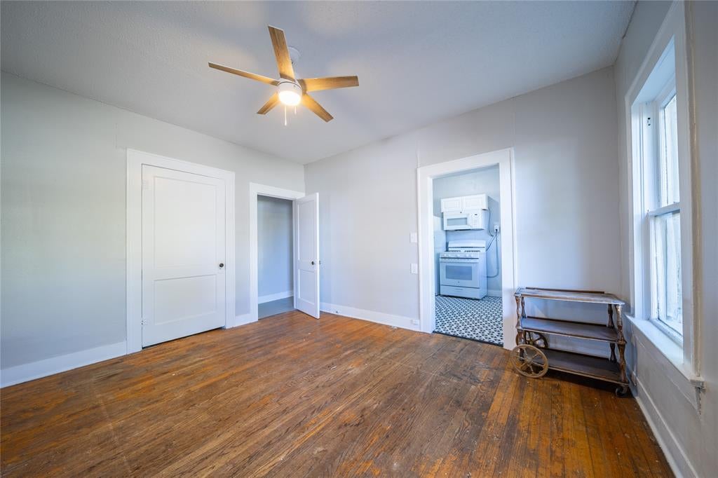 909 Sunset Ave, Dallas, TX 75208 photo