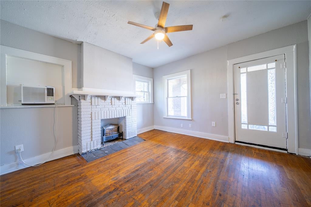 909 Sunset Ave, Dallas, TX 75208 photo