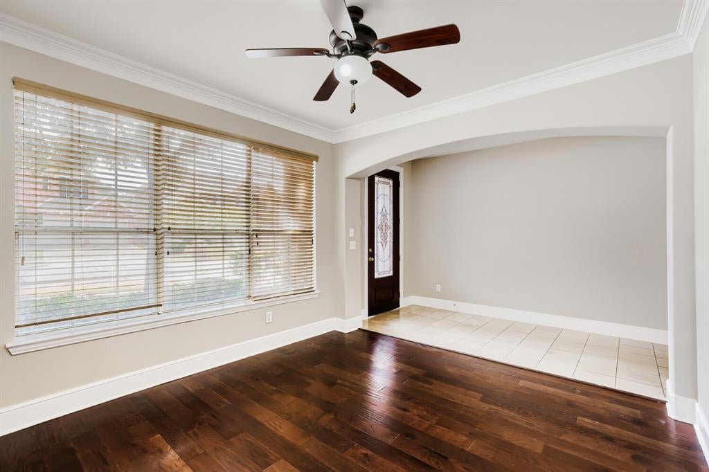 1343 Valley Vista Dr, Irving, TX 75063 photo