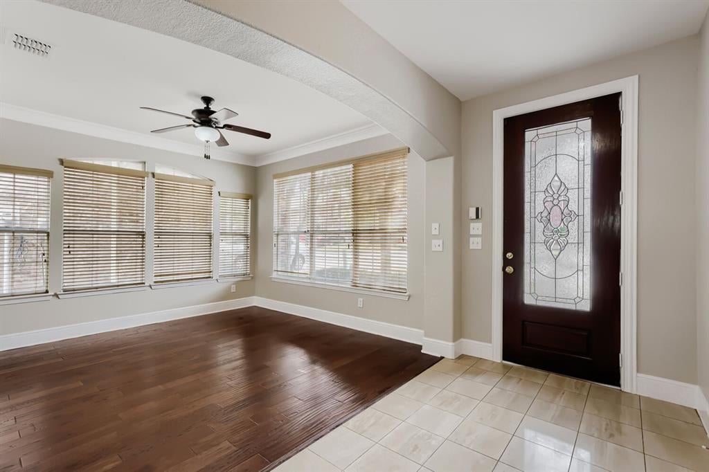 1343 Valley Vista Dr, Irving, TX 75063 photo
