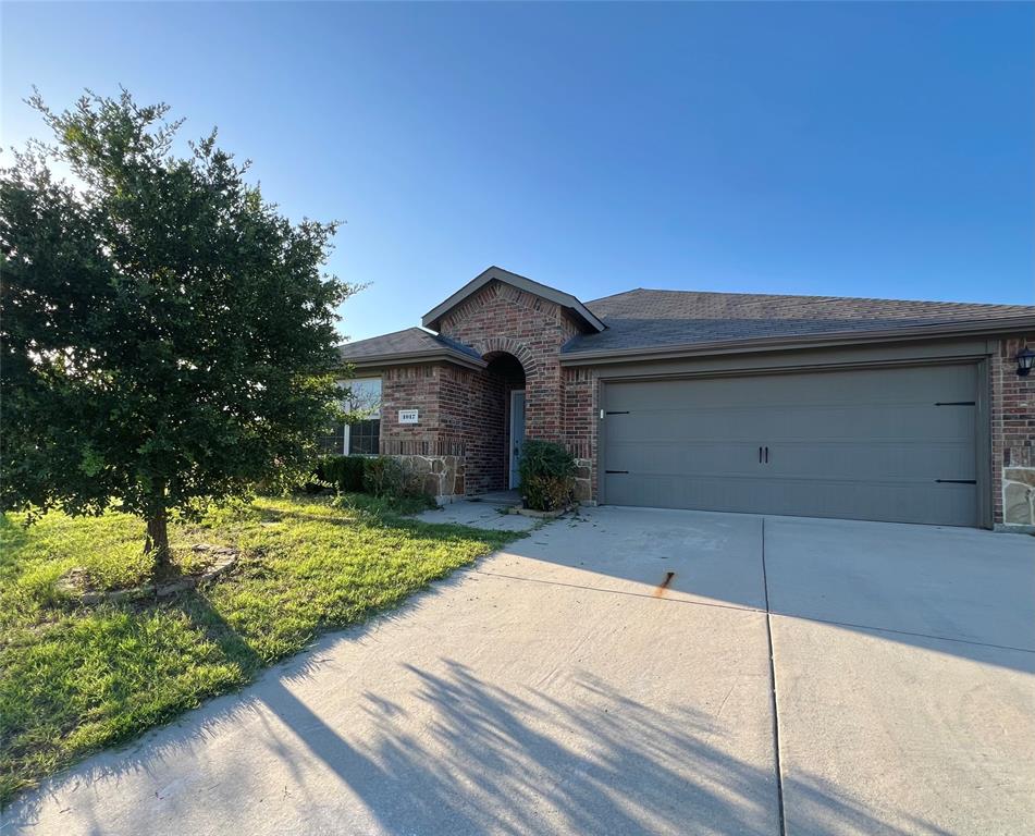 1017 Decker Dr, Fate, TX 75189