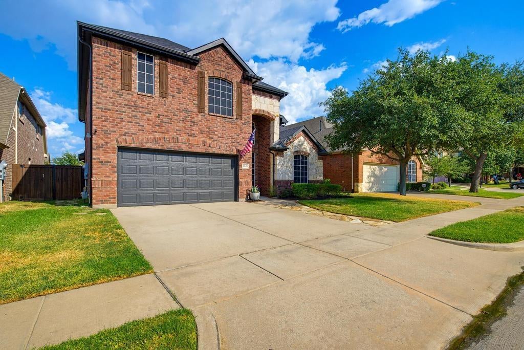 1906 Fountain Wood Dr, Euless, TX 76039 photo