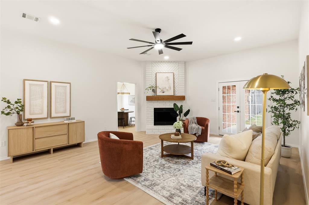812 Fall Dr, Allen, TX 75002 photo