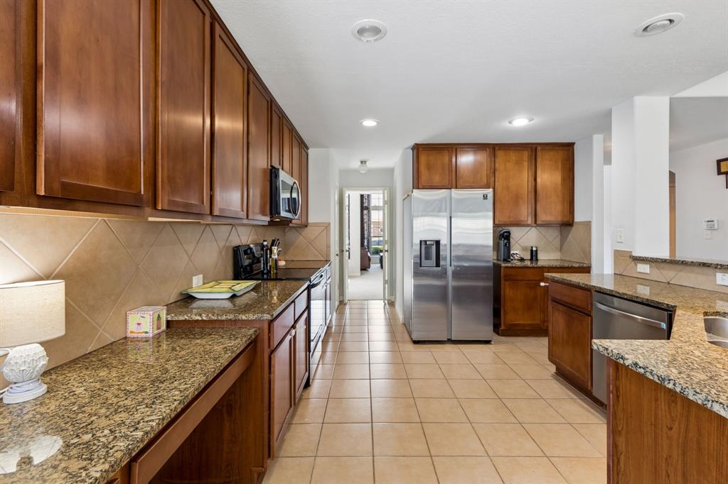 2715 Columbus, Grand Prairie, TX 75054 photo