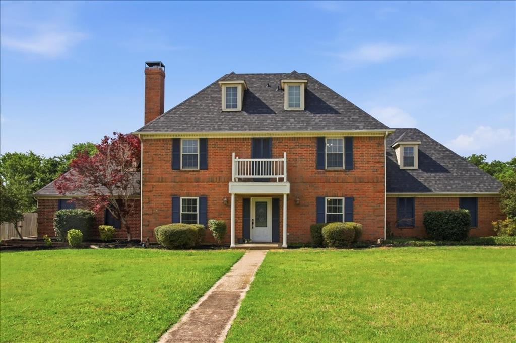 108 Stones Ct, Waxahachie, TX 75165
