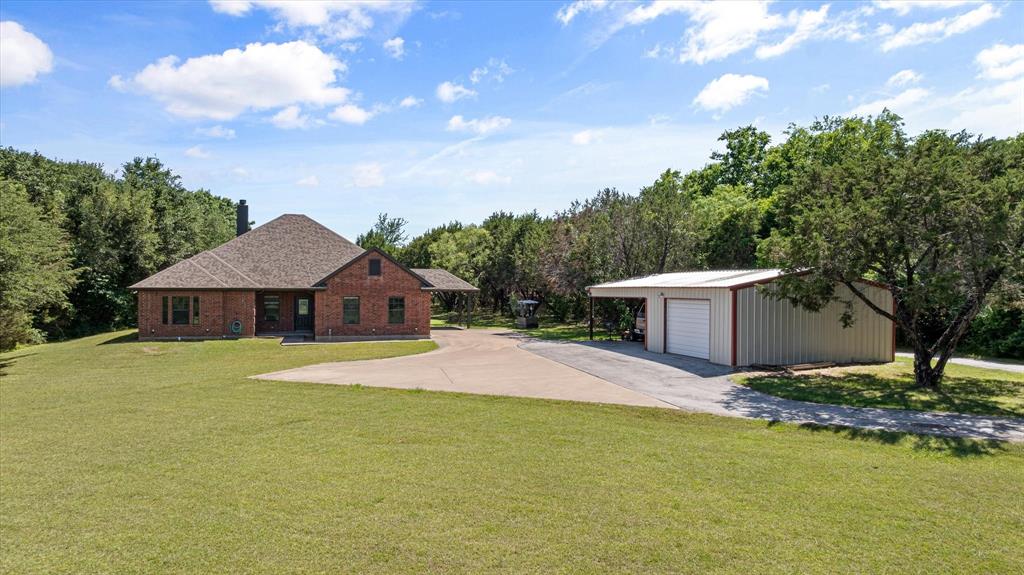 425 Indian Mountain Ct, Granbury, TX 76048
