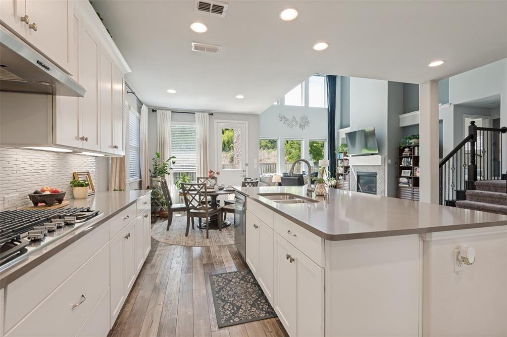3584 Hathaway Ct, Irving, TX 75062 photo