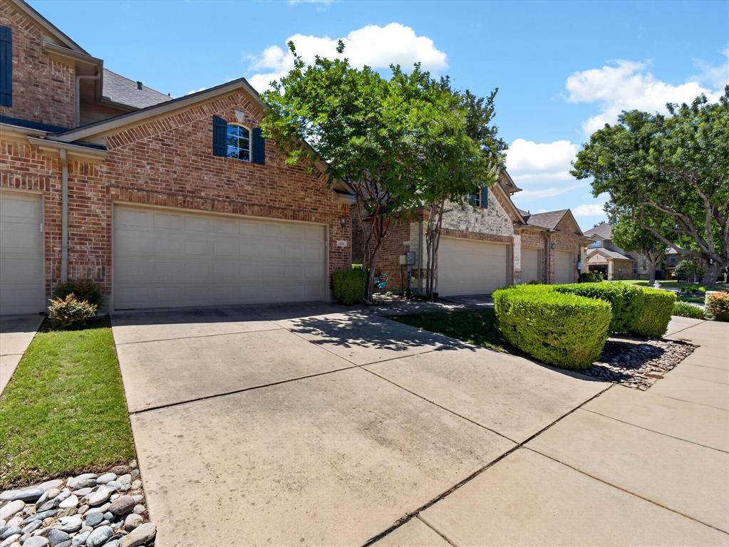 1828 Branch Trl, Carrollton, TX 75007 photo