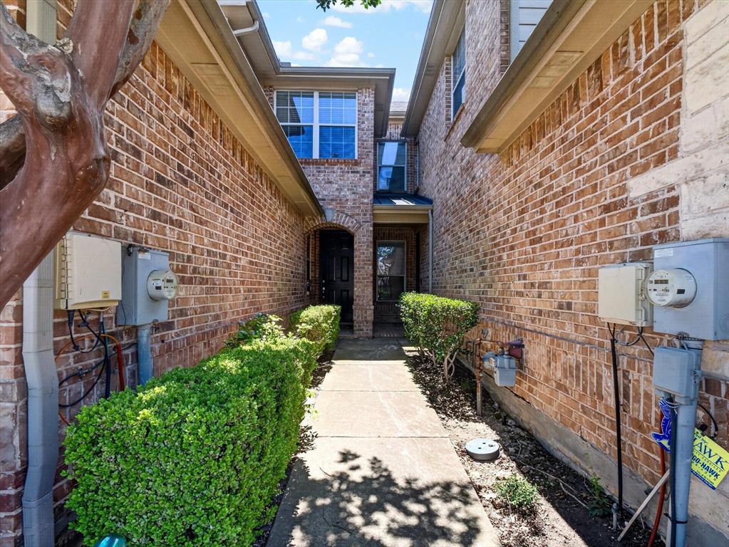 1828 Branch Trl, Carrollton, TX 75007 photo