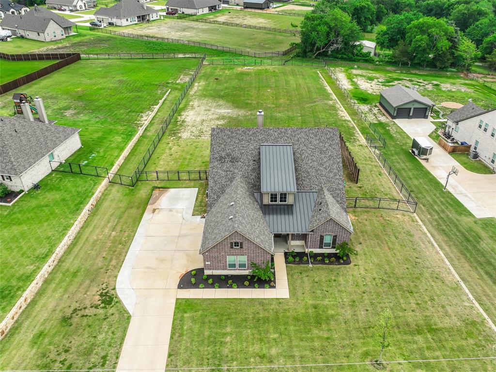 544 Majors Rd, Van Alstyne, TX 75495