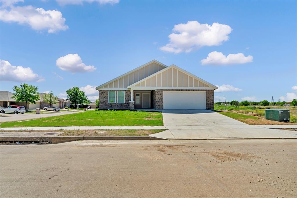 4037 Bonita Spring Dr, Fort Worth, TX 76123 photo